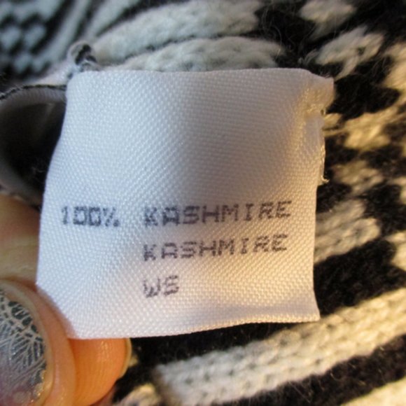 LUCIEN PELLAT-FINET POMPOM CASHMERE HAT Cap Beanie - Picture 6 of 7